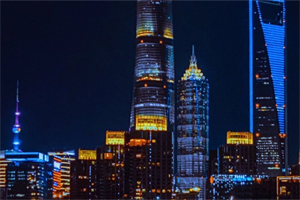 A unique couple's moment： The romantic night provided by Shanghai Club for you